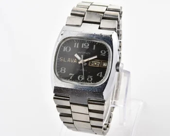Slava-tank Soviet mechanical vintage watch – automatic self winding movement