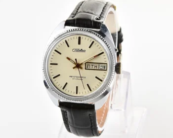 Excellent Slava Soviet mechanical vintage watch with automatic self-winding movement