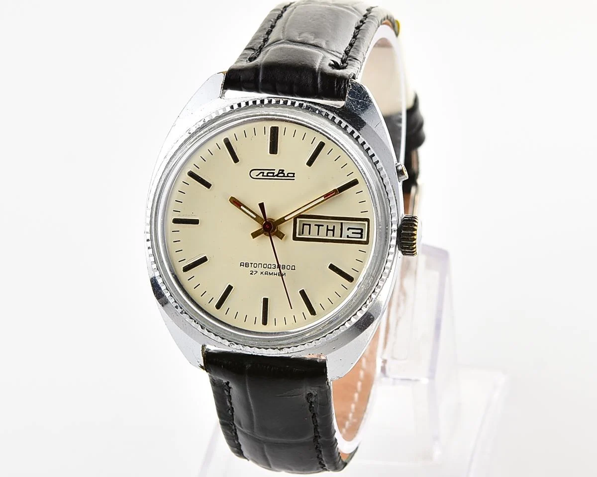 Excellent Slava Soviet mechanical vintage watch with automatic self-winding movement