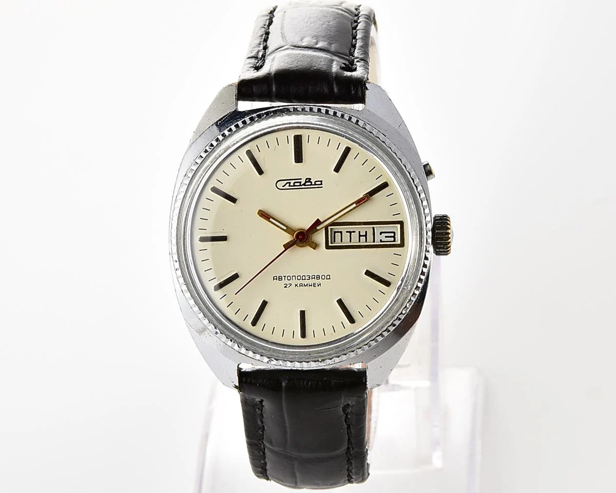 Excellent Slava Soviet mechanical vintage watch with automatic self-winding movement