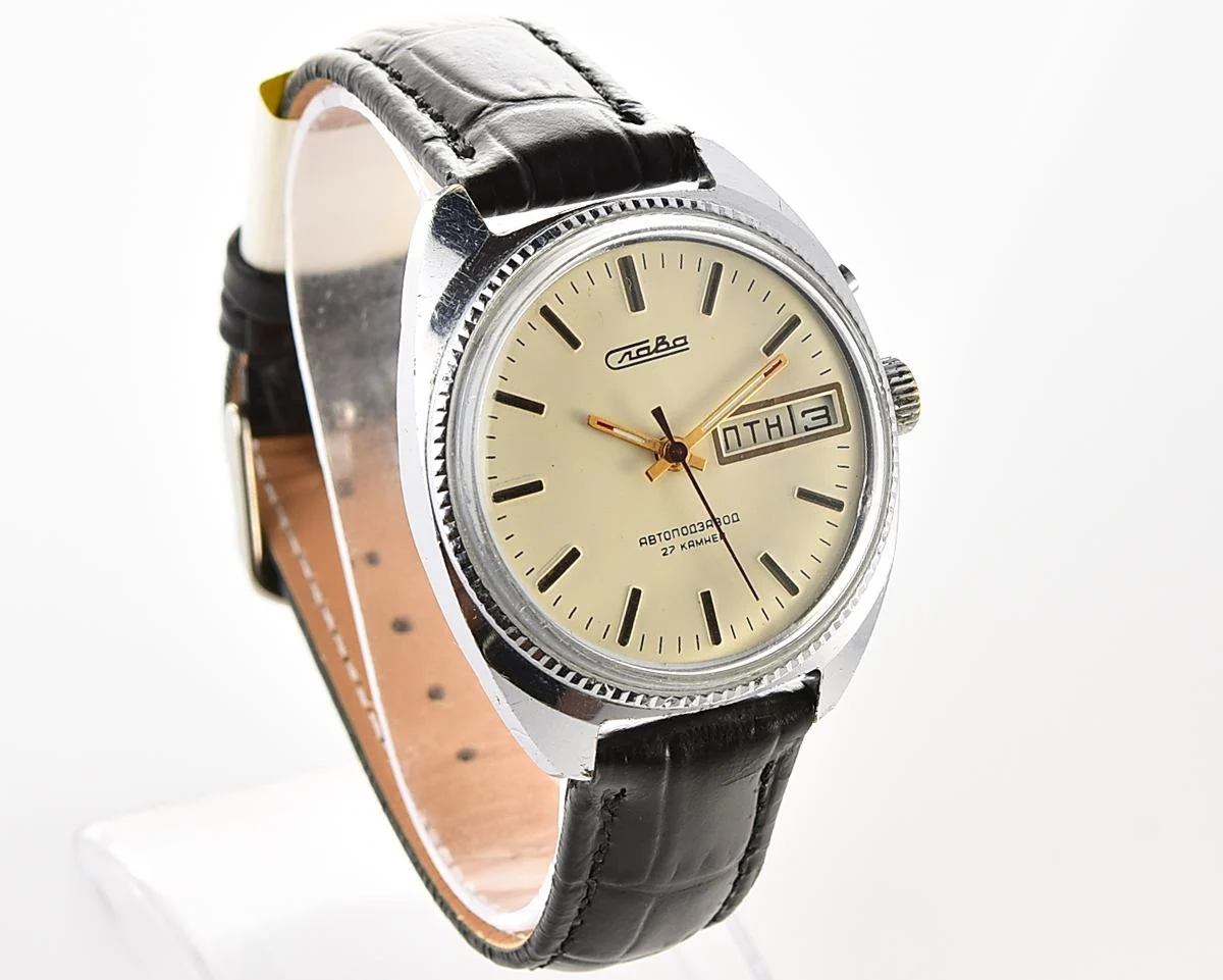 Excellent Slava Soviet mechanical vintage watch with automatic self-winding movement