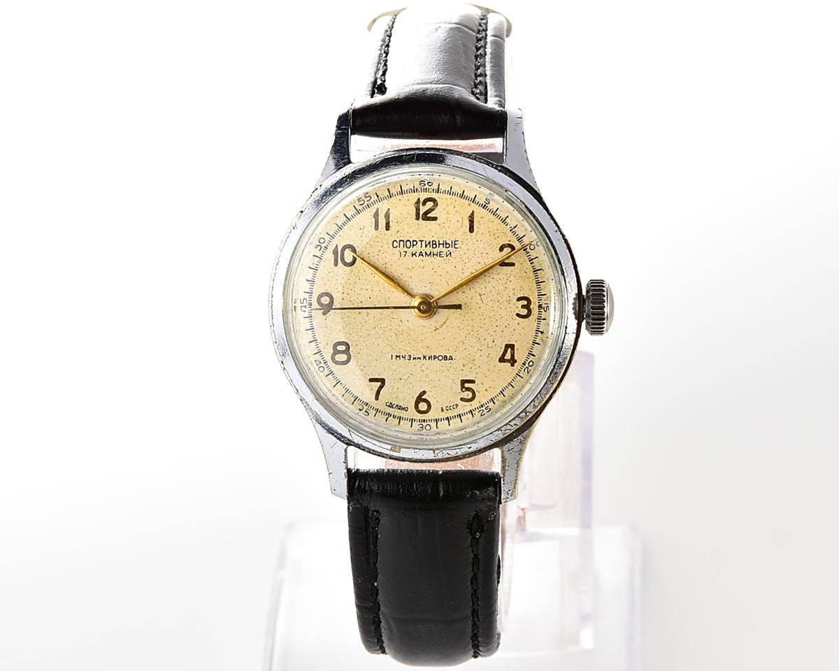 Vintage soviet SPORTIVNIE mechanical watch from the 1950s