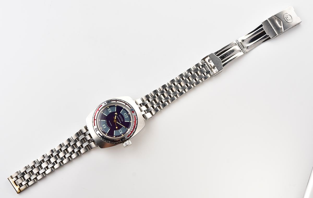 Soviet Vostok Amphibia watch, stainless steel tonneau case