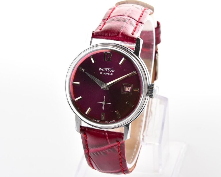 Excellent vintage soviet Wostok (Vostok) mechanical wristwatch with rare lilac dial!