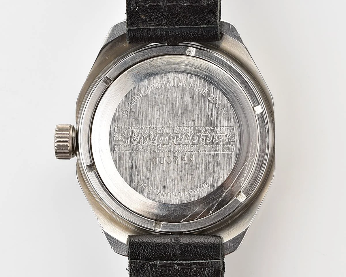 Soviet Vostok Amphibia mechanical wristwatch with original black bezel