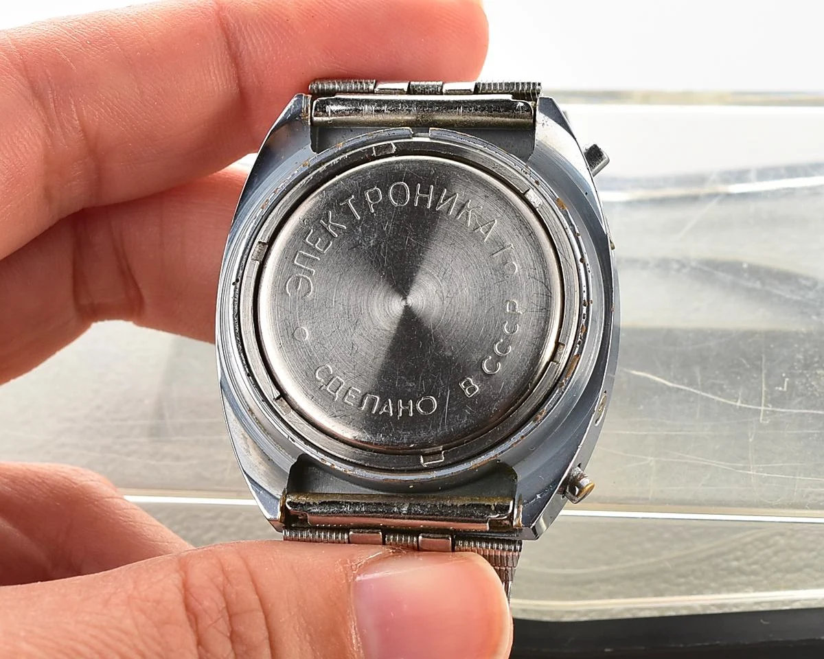 First Red LED Digital Vintage USSR Wrist Watch Electronika E-1 Pulsar with box and passport!