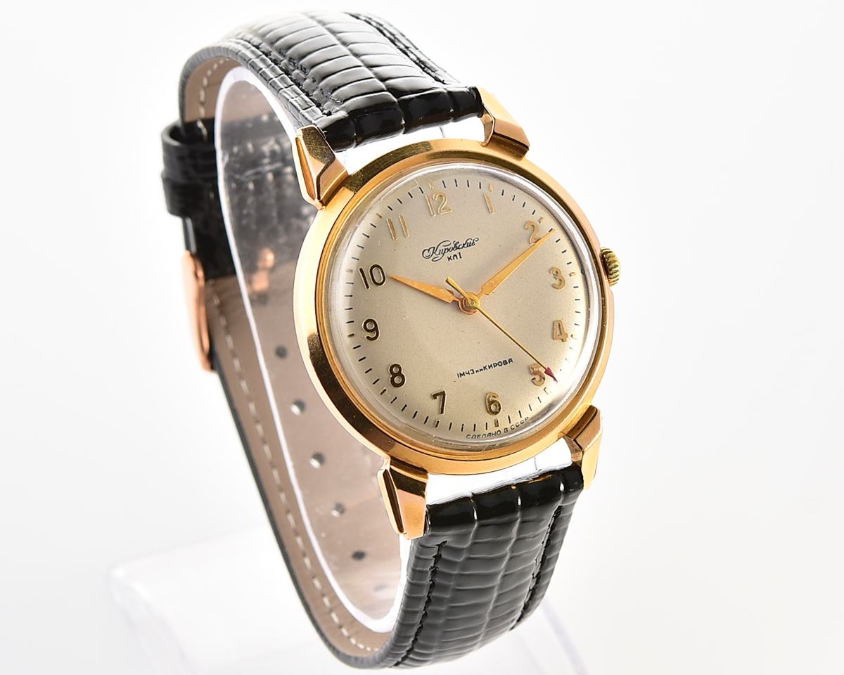 RARE! Beautiful vintage soviet gold-plated Kirovskie wristwatch from 1950s