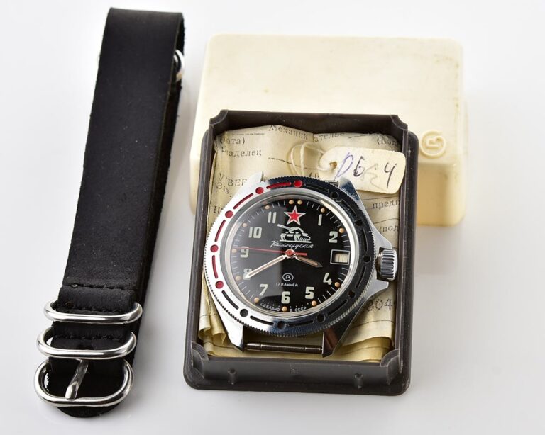TIME CAPSULE: Vostok Komandirskie TANK mechanical watch – New Old Stock(NOS)!