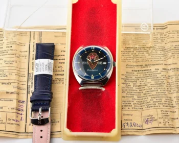 Time Capsule: Vostok Komandirskie, New Old Stock (NOS) from April 1985 - from the Defense Minister of USSR!