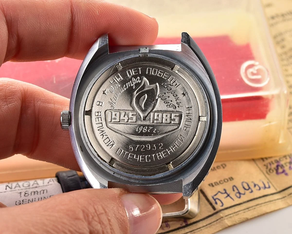 Time Capsule: Vostok Komandirskie, New Old Stock (NOS) from April 1985 - from the Defense Minister of USSR!