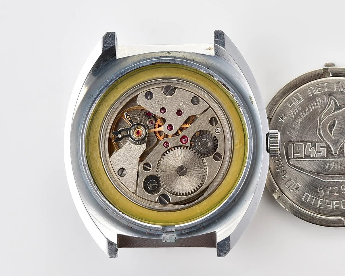 Time Capsule: Vostok Komandirskie, New Old Stock (NOS) from April 1985 - from the Defense Minister of USSR!