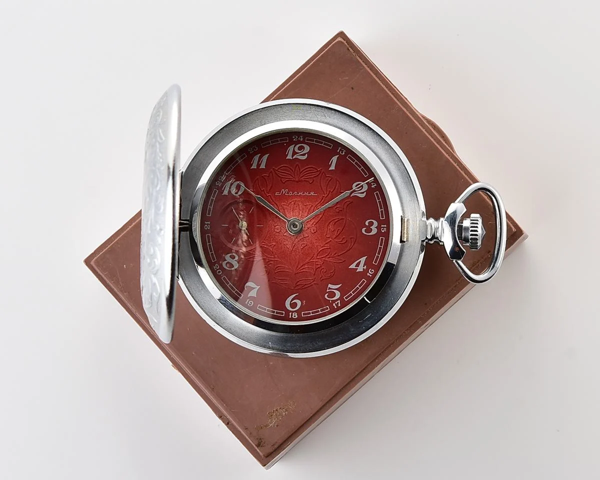 Excellent vintage Soviet Molnija pocket watch with box and chain