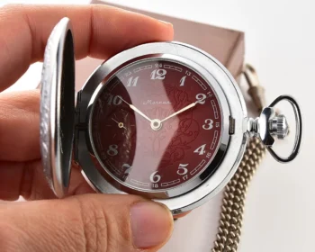 Excellent vintage Soviet Molnija pocket watch with box and chain