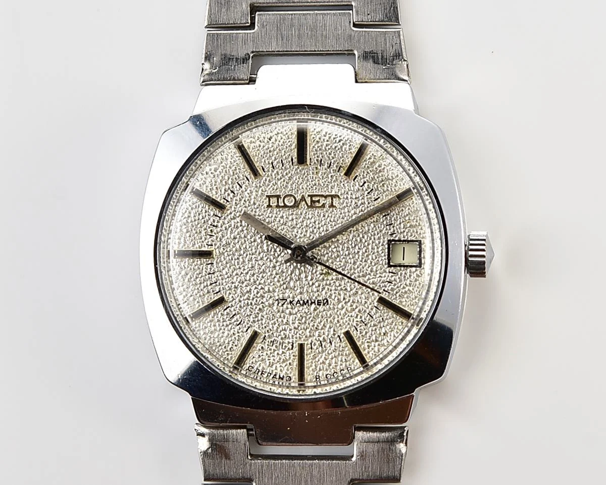 Vintage Soviet Poljot mechanical wristwatch with stainless steel bracelet