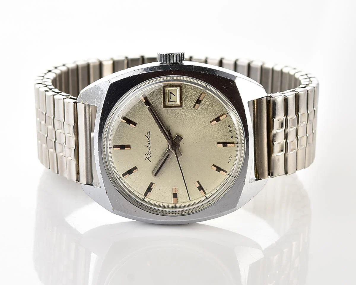 Vintage Soviet Raketa mechanical watch