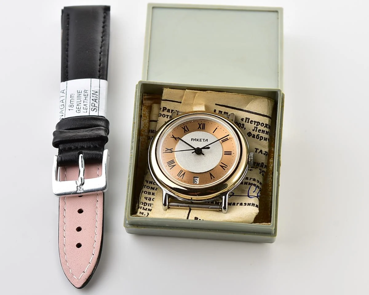 TIME CAPSULE: Vintage Soviet mechanical Raketa wrist watch, New Old Stock (NOS)!