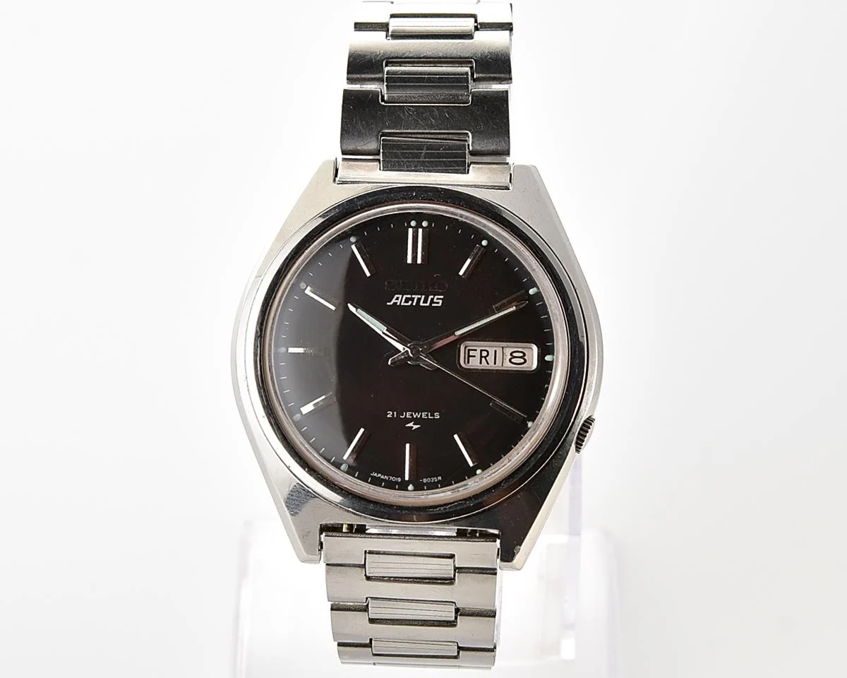 Seiko Actus Automatic 7019-8010 with "No-5" Black Dial, from February 1972