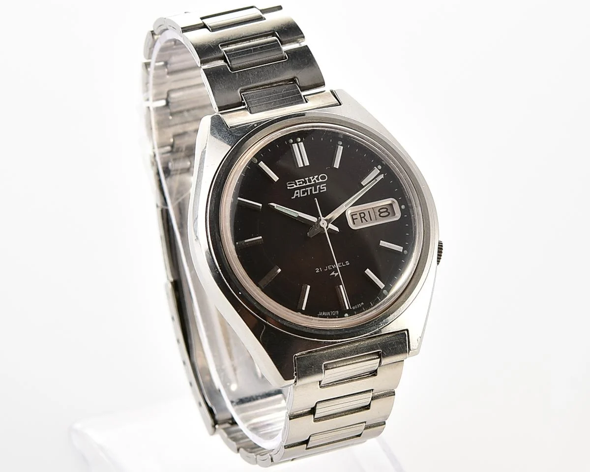 Seiko Actus Automatic 7019-8010 with "No-5" Black Dial, from February 1972