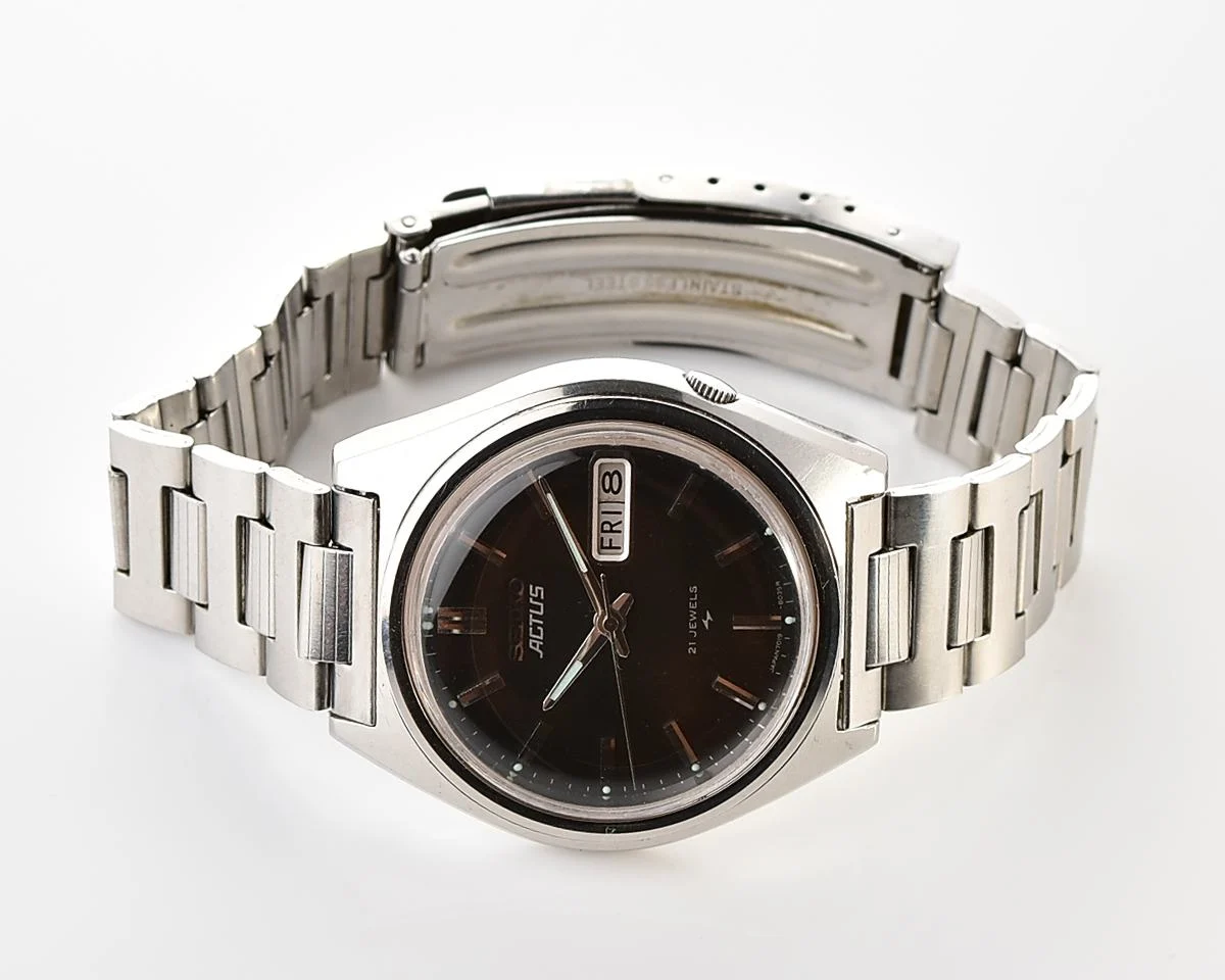 Seiko Actus Automatic 7019-8010 with "No-5" Black Dial, from February 1972