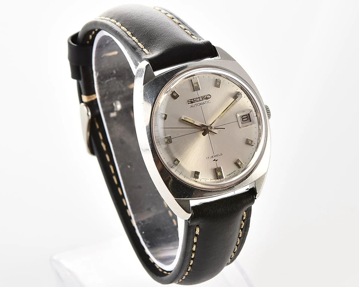 Vintage Seiko Sportsmatic "Starburst TV-Case" 17 Jewel Automatic from October 1968
