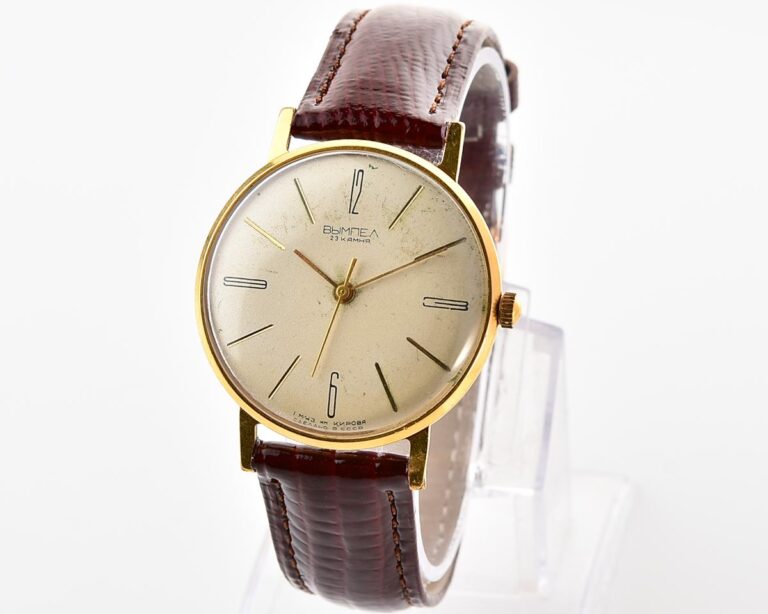 Vympel gold-plated vintage mechanical wristwatch, the 1st Moskow Watch Factory