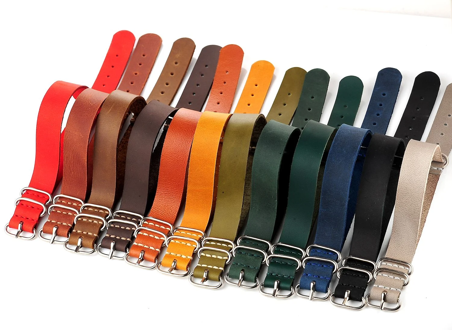 NATO Commander® version 2: genuine leather straps in 13 shades - hand stitched!