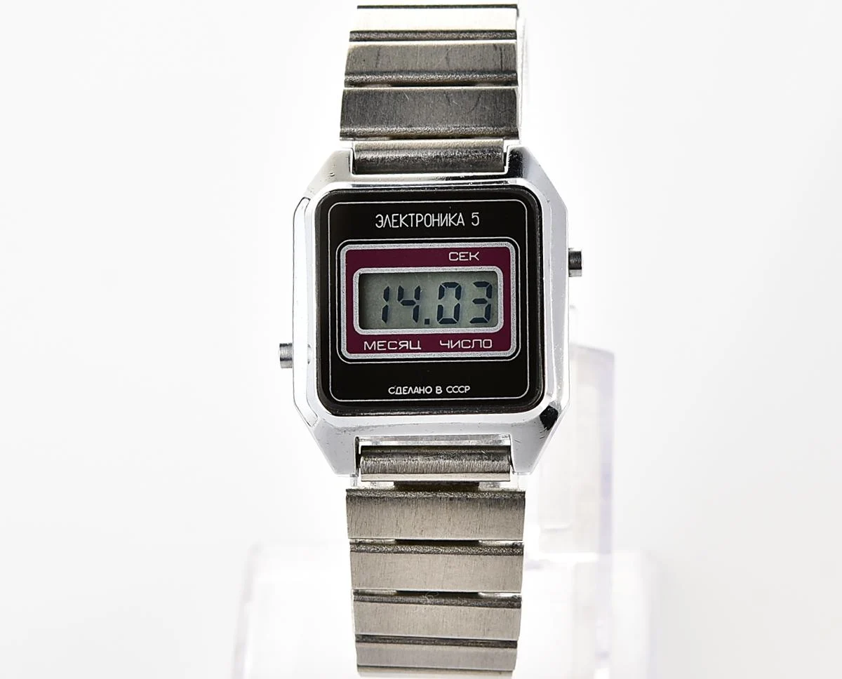 Digital vintage USSR wristwatch Electronika with stainless steel bracelet for ladies