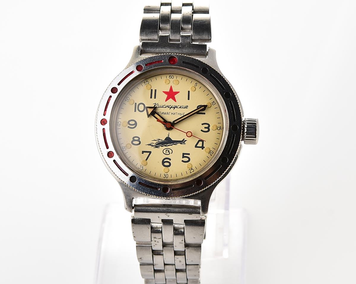 Soviet Vostok Amphibia mechanical watch – Komandirskie Submarine!