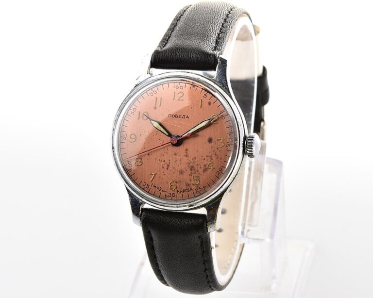RARE! POBEDA with central seconds hand, bronze dial & uncommon hermetic case, from 3rd quarter of 1956!