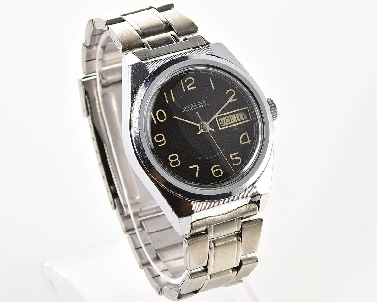 Raketa vintage mechanical wrist watch with double calendar
