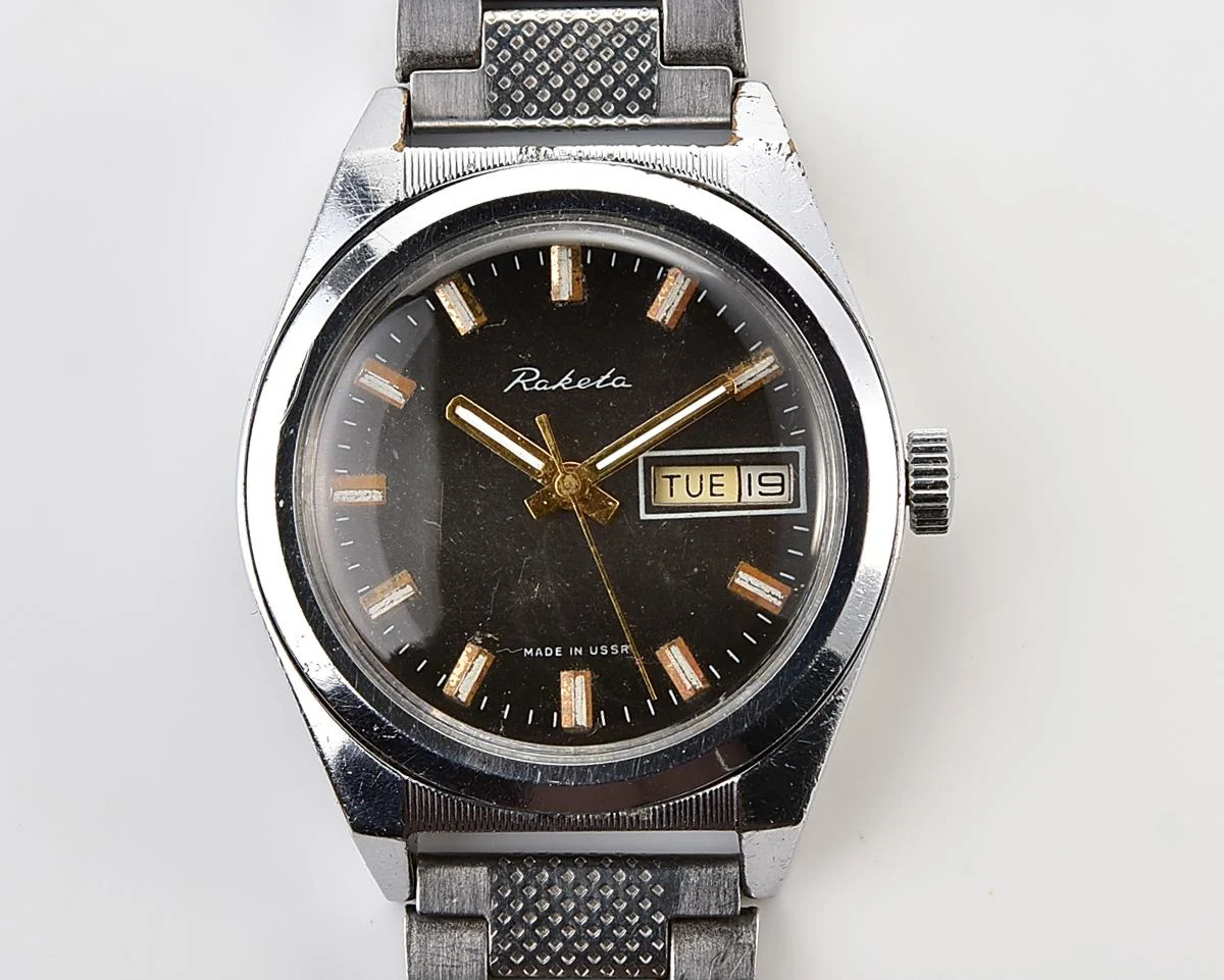 Raketa vintage mechanical wrist watch with double calendar