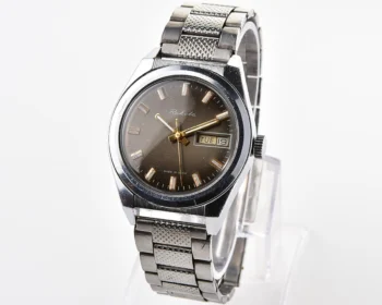 Raketa vintage mechanical wrist watch with double calendar