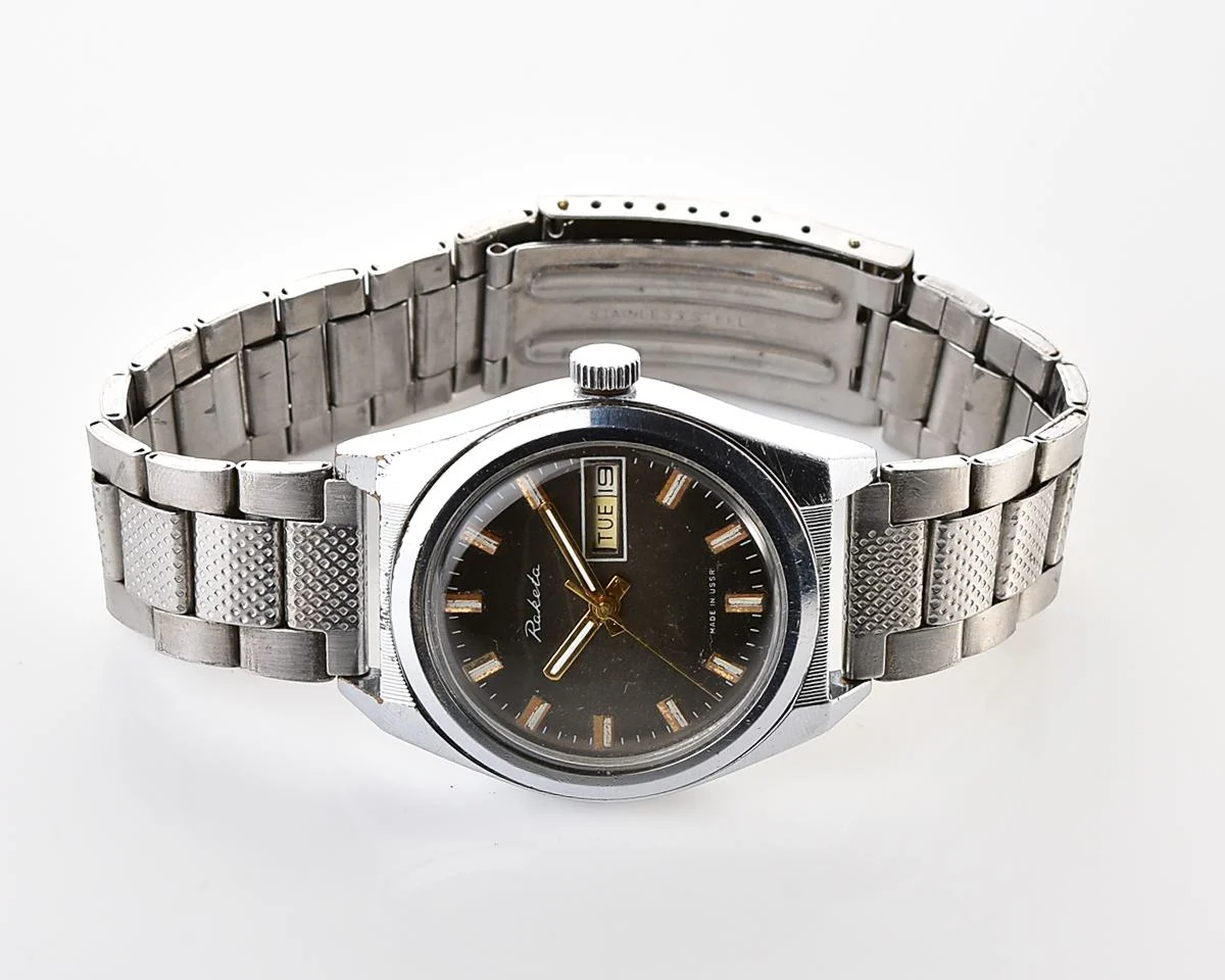 Raketa vintage mechanical wrist watch with double calendar