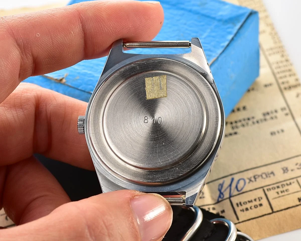 TIME CAPSULE: Vintage mechanical Raketa wristwatch, New Old Stock (NOS)!
