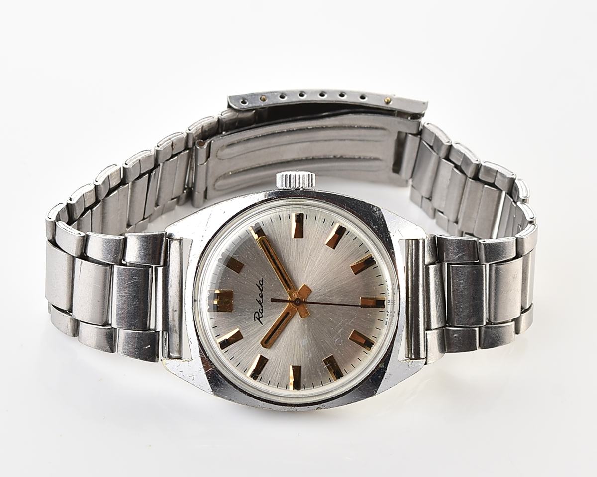 Vintage soviet Raketa mechanical wristwatch
