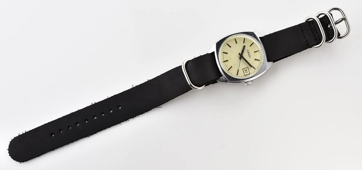 Vintage Soviet Raketa mechanical watch