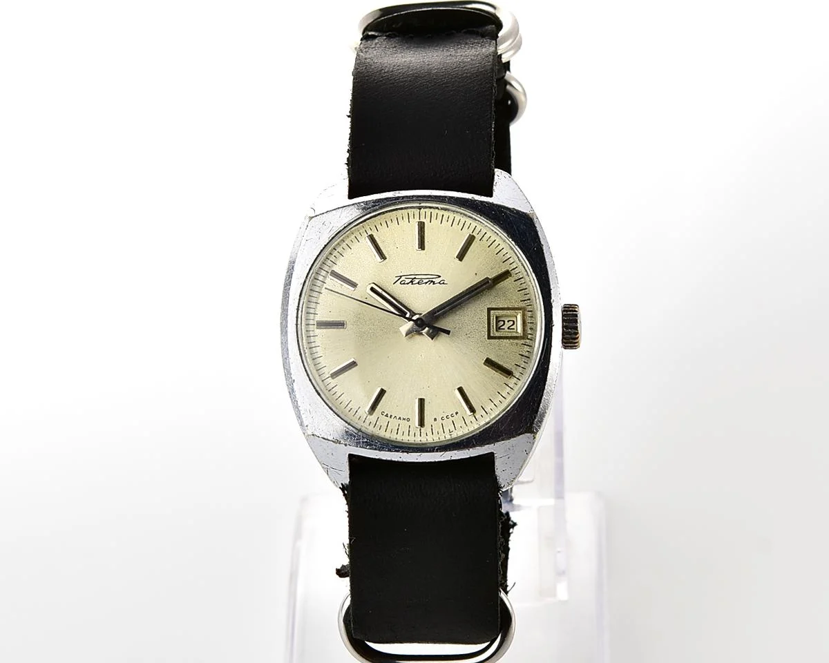 Vintage Soviet Raketa mechanical watch