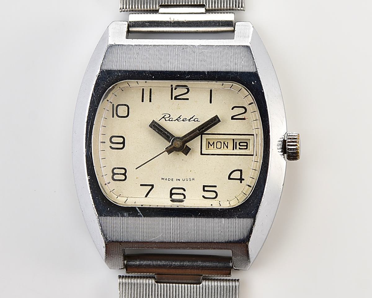 RAKETA vintage mechanical wrist watch with double calendar