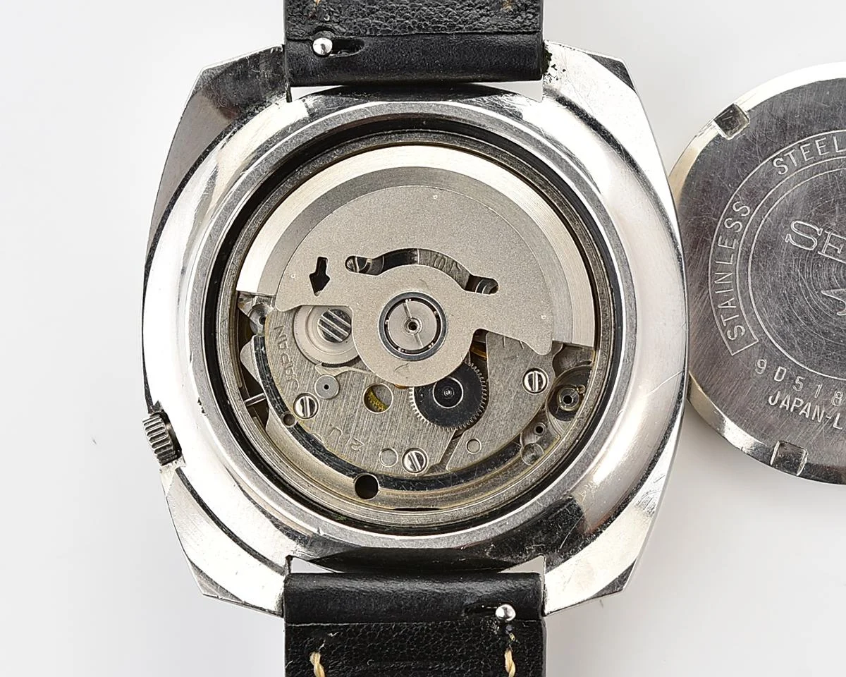 Vintage Seiko 5 Sports "Water 70m Proof" Sport Diver from December 1969