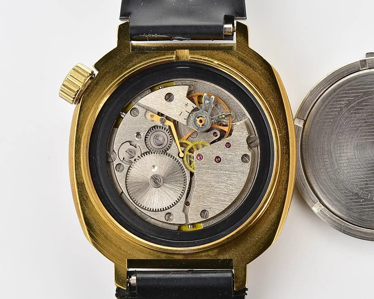 TIME CAPSULE: Vostok Komandirskie mechanical watch with flag of 🇺🇦Ukraine, New Old Stock (NOS)!