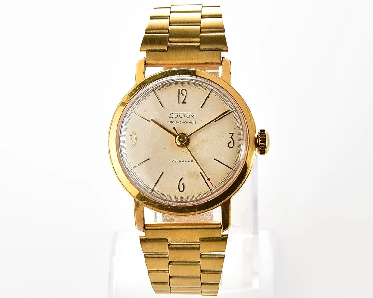 Rare: Excellent Soviet Wostok (Vostok) gold-plated mechanical wristwatch with 22 jewels precision movement