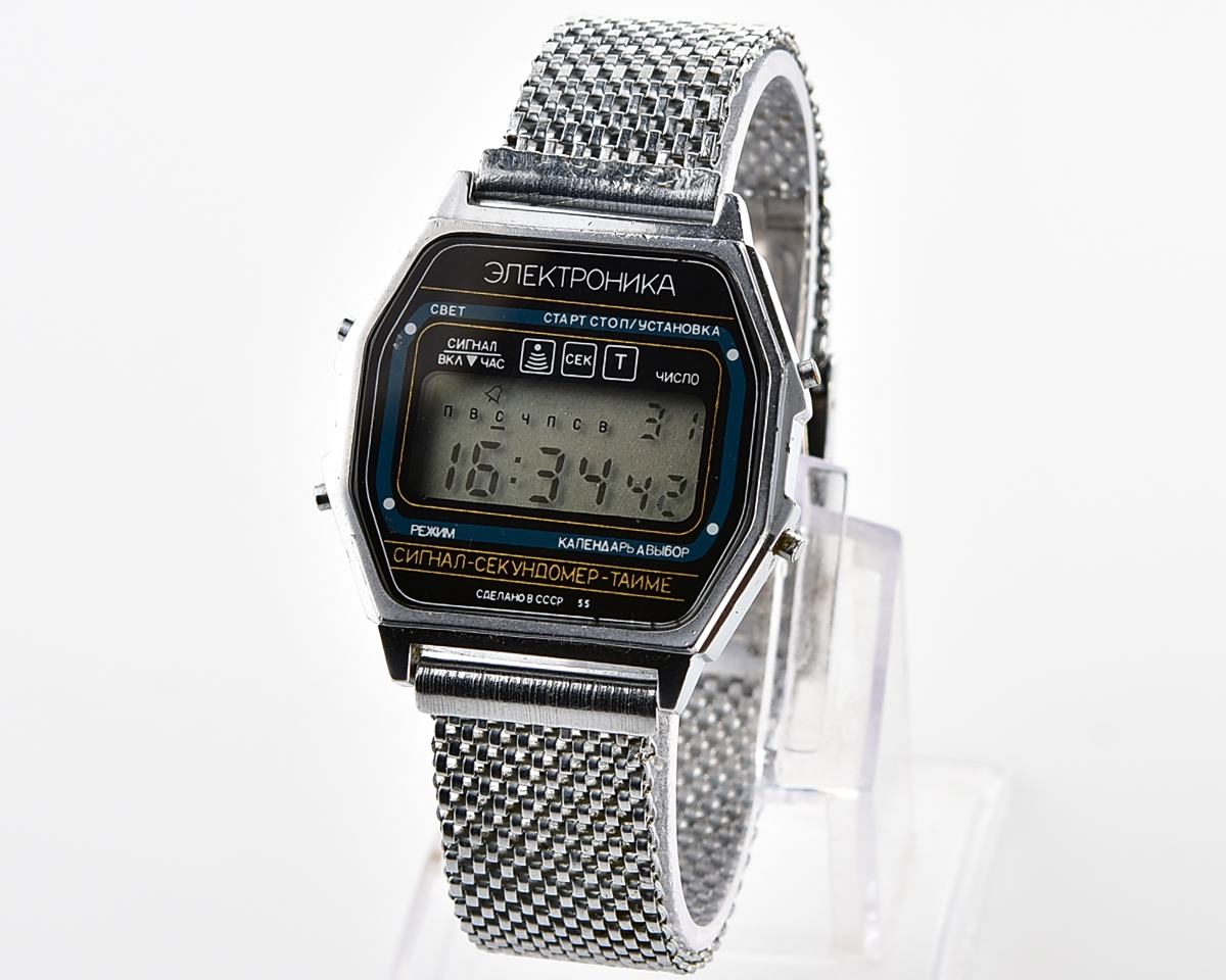 Digital vintage USSR wristwatch Electronika 55 - alarm chronograph