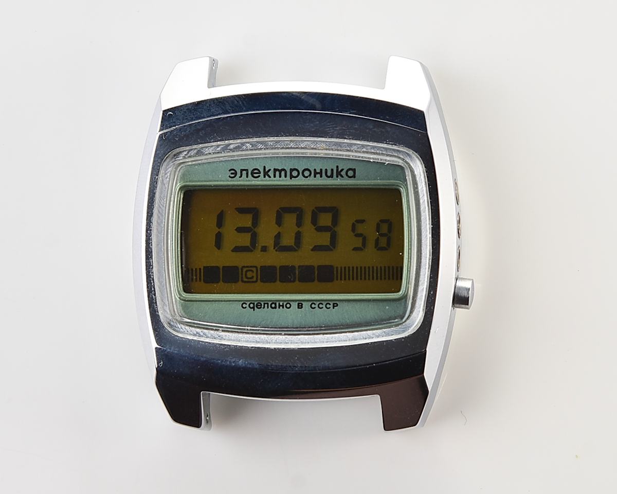 TIME CAPSULE: Large vintage USSR digital watch Electronika 5 - New Old Stock(NOS)!