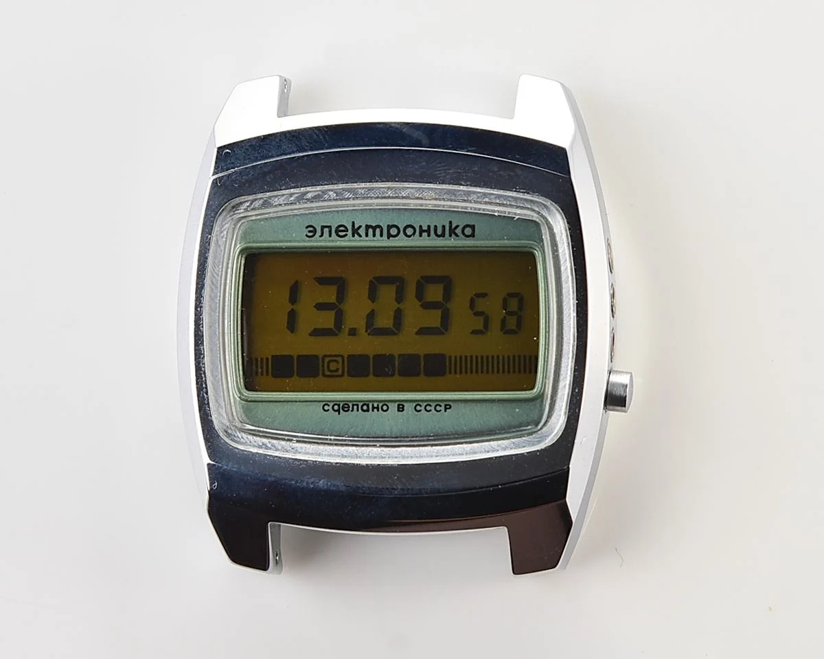 TIME CAPSULE: Large vintage USSR digital watch Electronika 5 - New Old Stock (NOS)!
