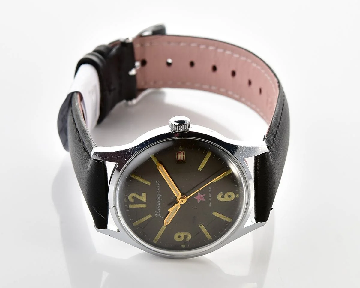 Excellent Soviet Vostok Komandirskie mechanical watch - Zakaz MO CCCP!