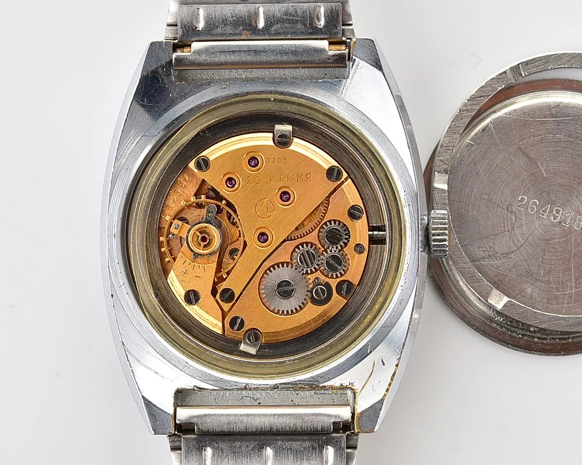 Vintage Soviet Luch mechanical wristwatch