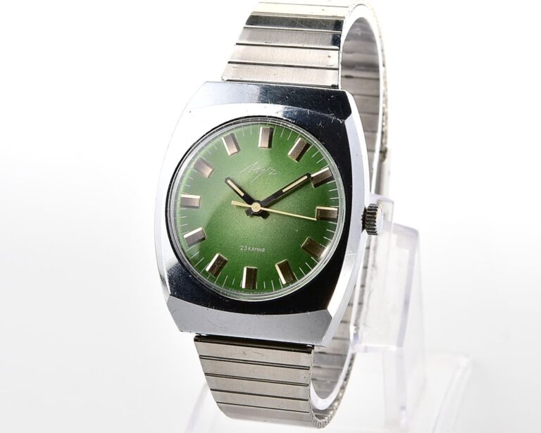 Vintage soviet Luch mechanical wristwatch