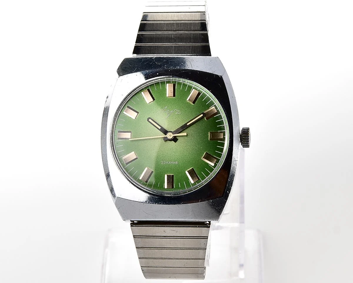 Vintage Soviet Luch mechanical wristwatch