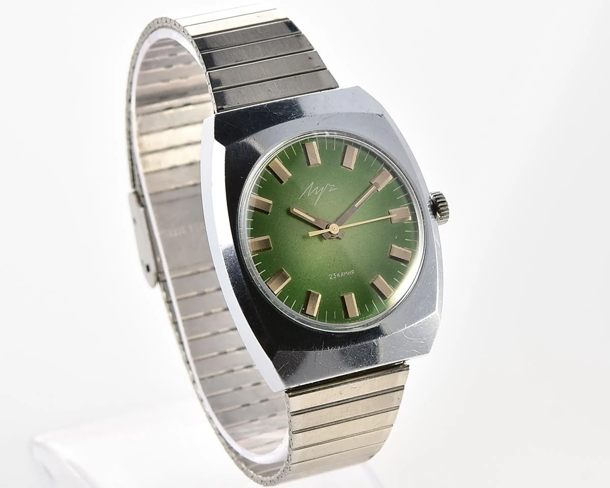Vintage Soviet Luch mechanical wristwatch