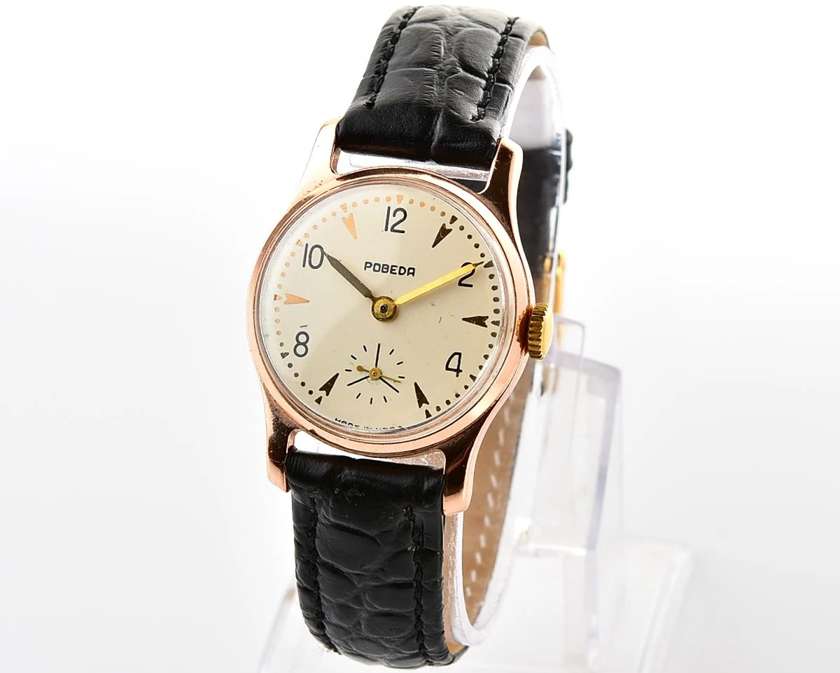 Excellent vintage Soviet mechanical watch Pobeda Zim from the 1950s
